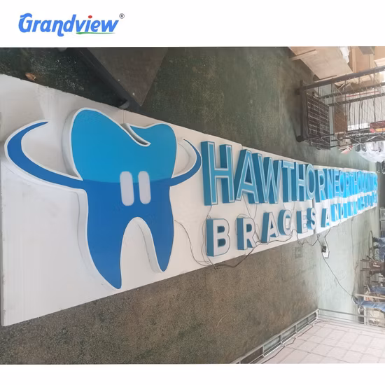 Diseño de señalización de tienda iluminada con retroiluminación para interiores de oficina, logotipo de pared LED 3D con iluminación inversa, señal de acrílico personalizada con letras iluminadas por canal Halo